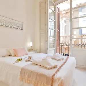 Flat 2 Bedrooms In The Center Apartment